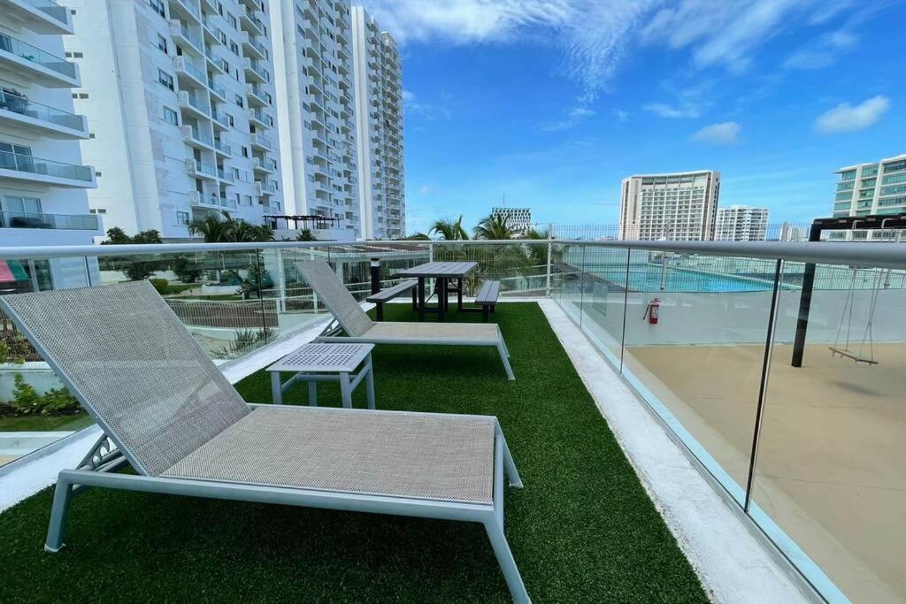 Malecon Americas By Andiani Travel Cancun Bagian luar foto