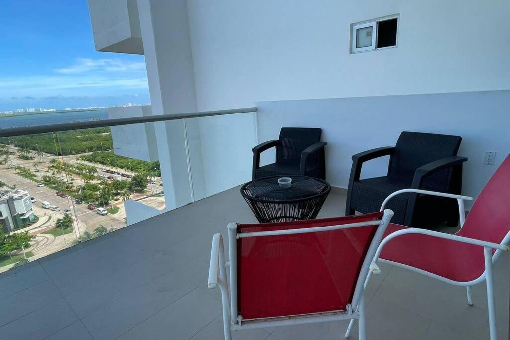 Malecon Americas By Andiani Travel Cancun Bagian luar foto